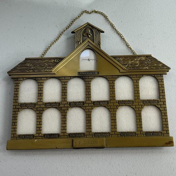 Lillian Vernon School House Hanging Photo Frame with K-12 Katherine - Picture 2 of 15